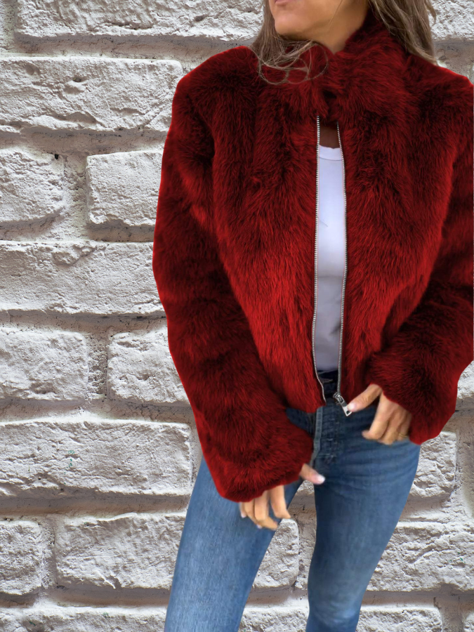 Lieke - Korte faux fur jas voor dames