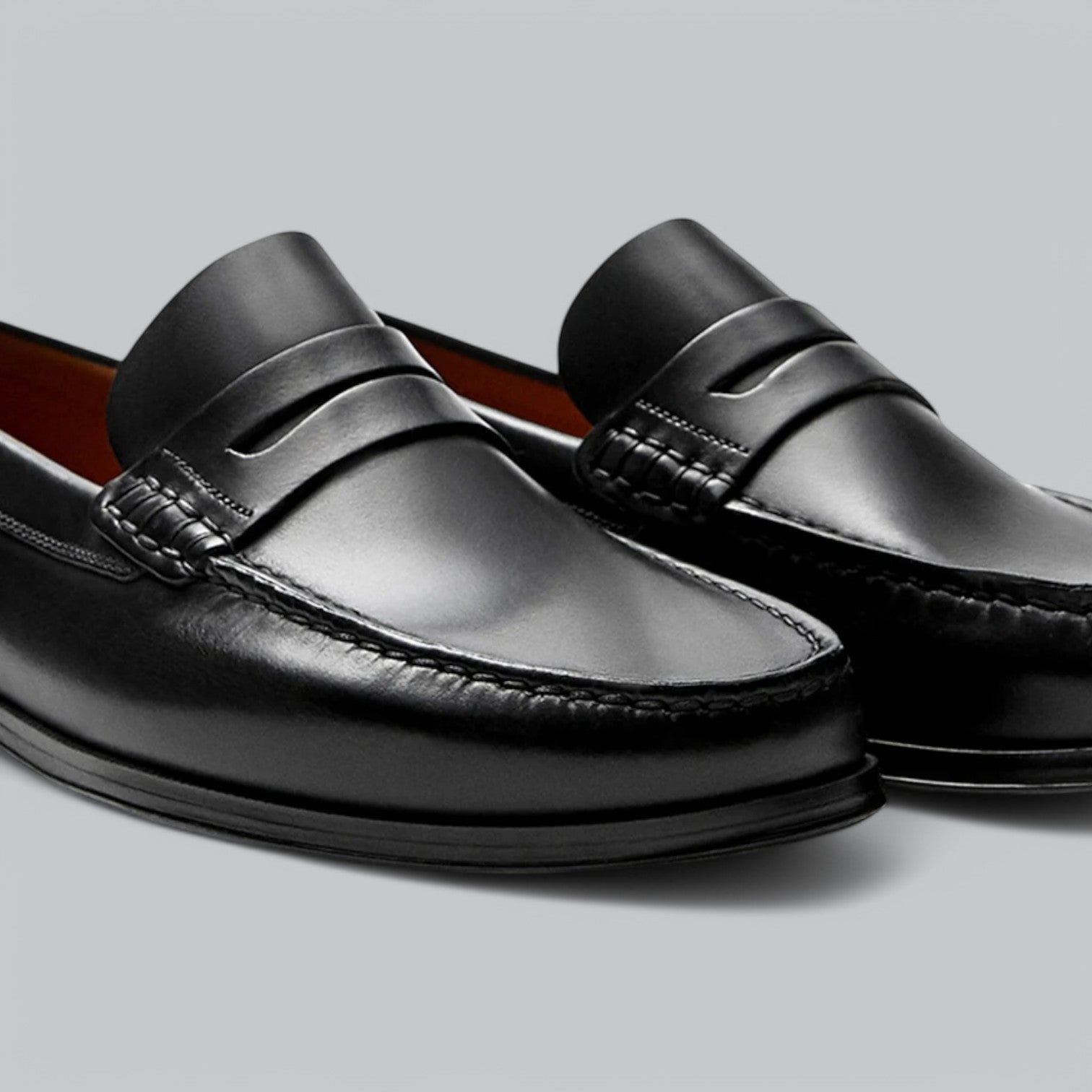 Fenna - Klassieke instap loafers met lage hak voor dames
