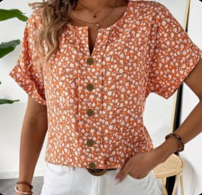 Hazel - Chique bloemige blouse met knoopsluiting voor dames Close Up