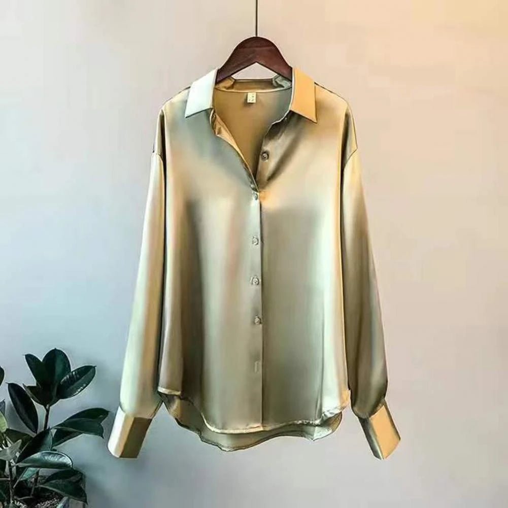 Iris - Elegante zijden blouse met contrastbies voor dames Close Up