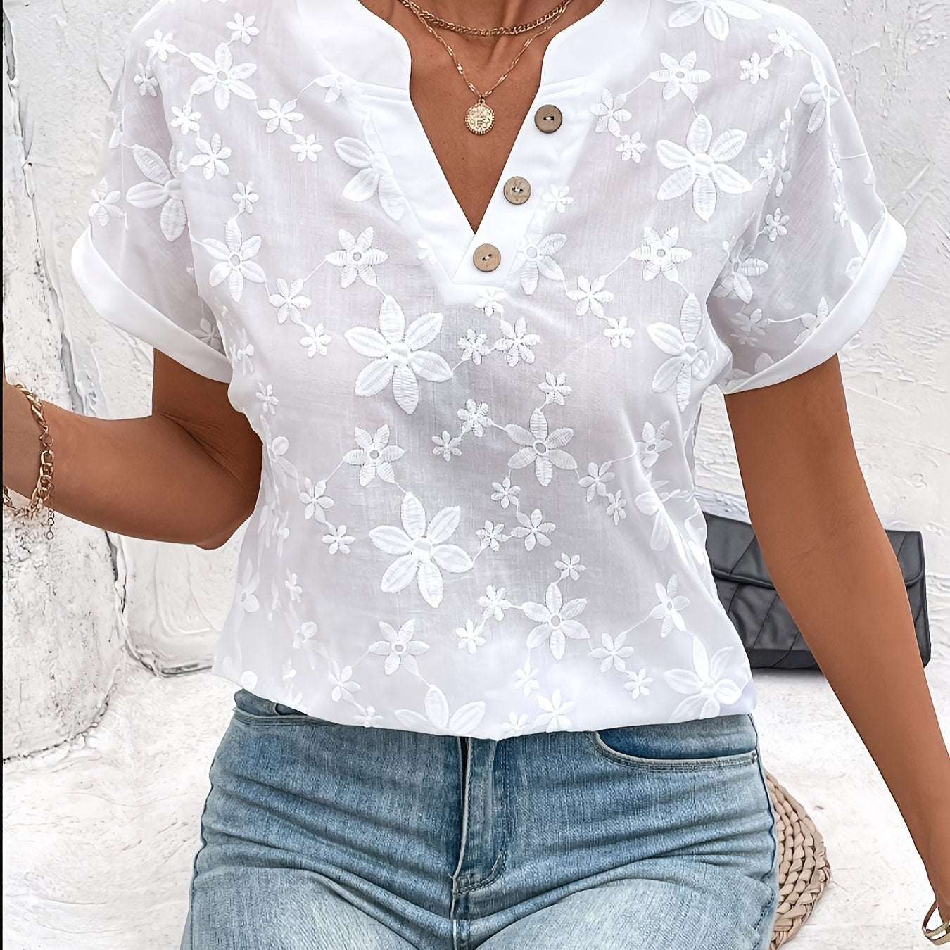 Jolien - Elegante bloemenblouse met v-hals voor dames Lifestyle