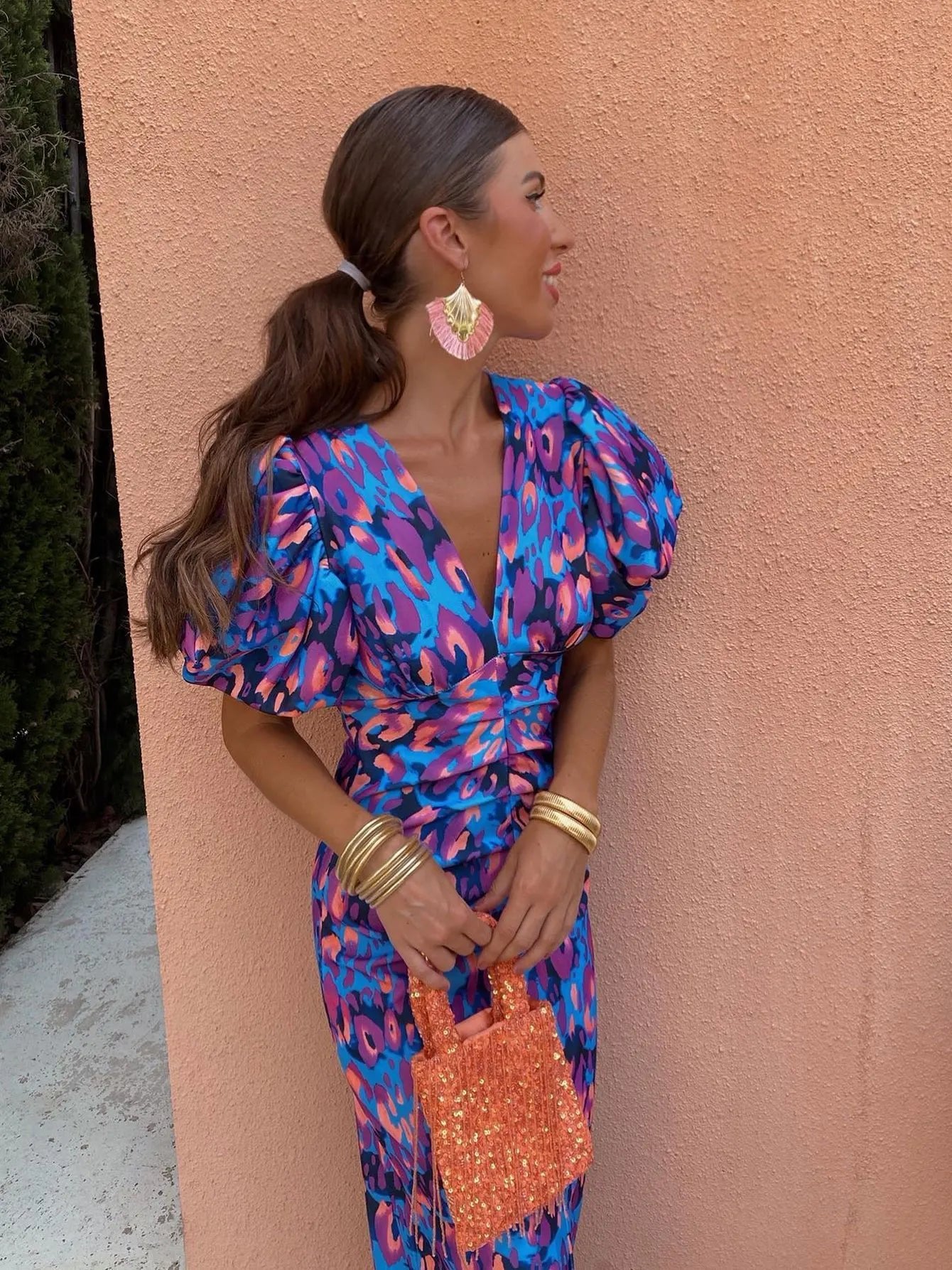 Roos - Elegante zomerjurk met botanische print voor dames Close Up