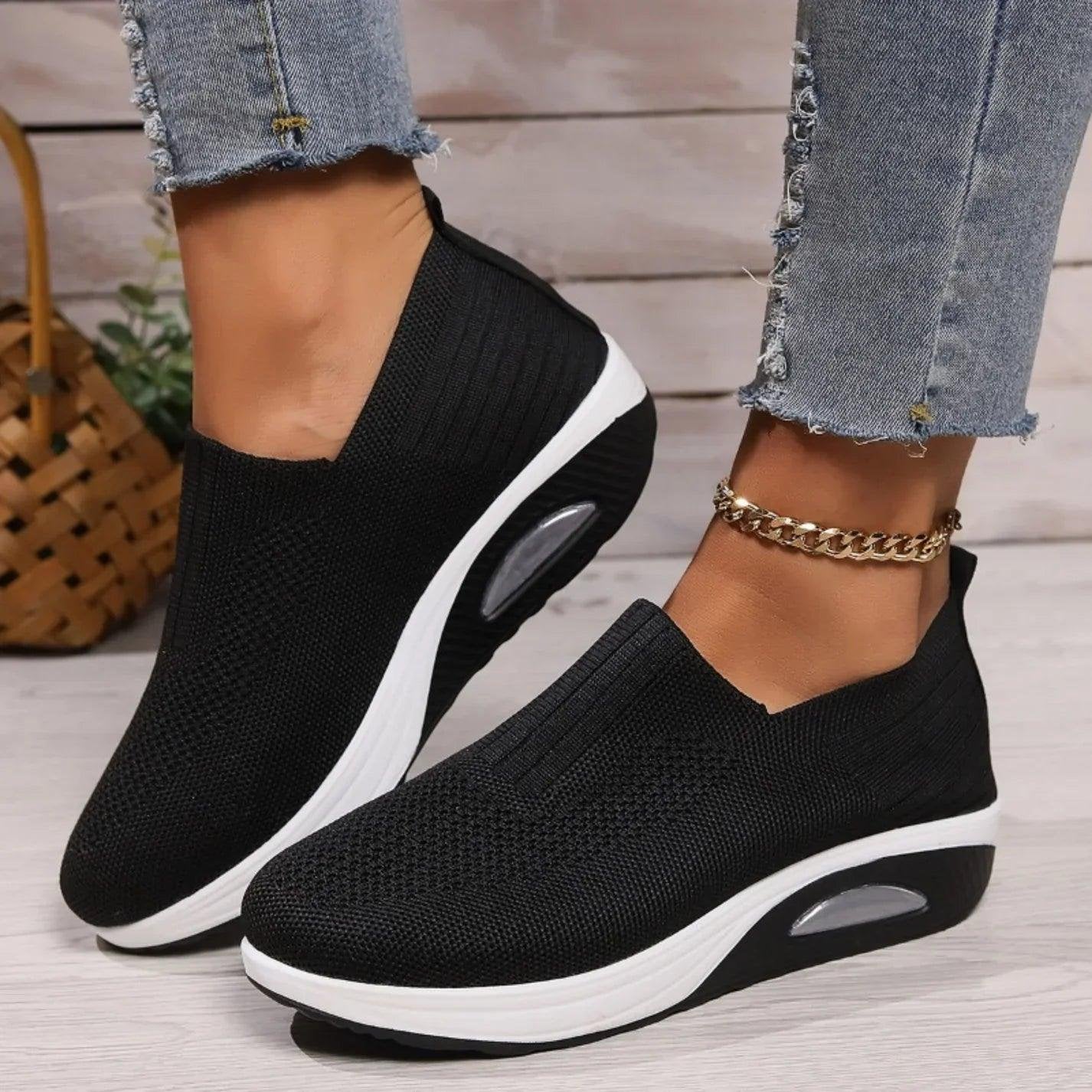 Silke - Sportieve ademende instapsneaker voor dames Hero