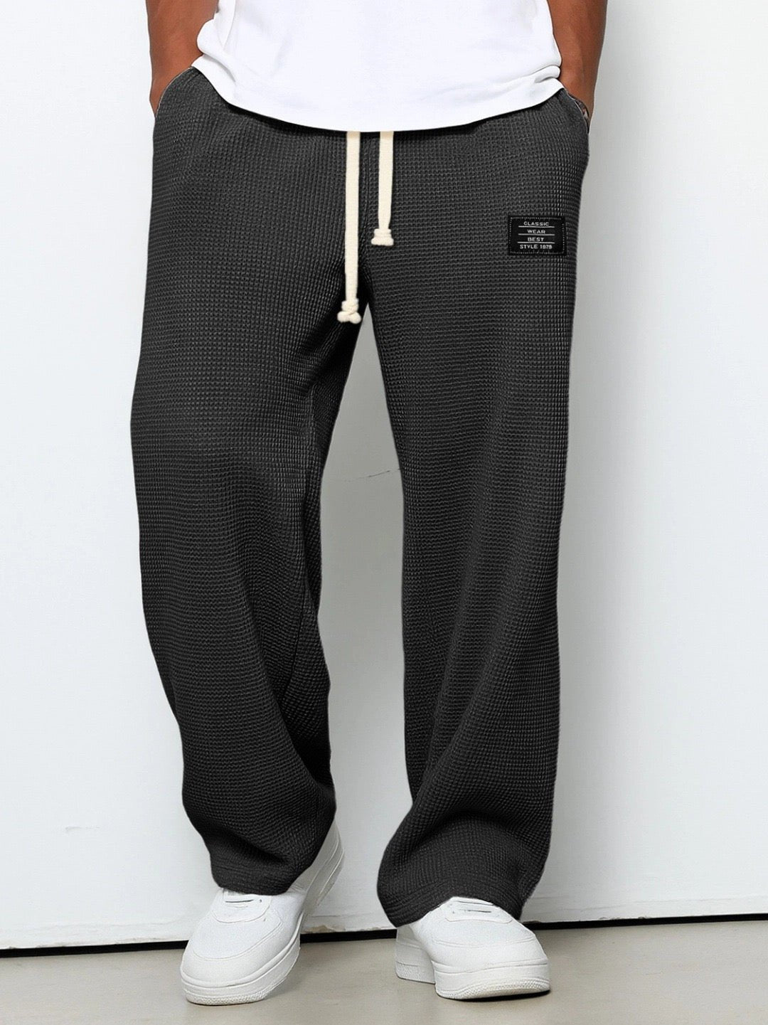 Stef - Comfortabele relaxed herenbroek met elastische taille Angle
