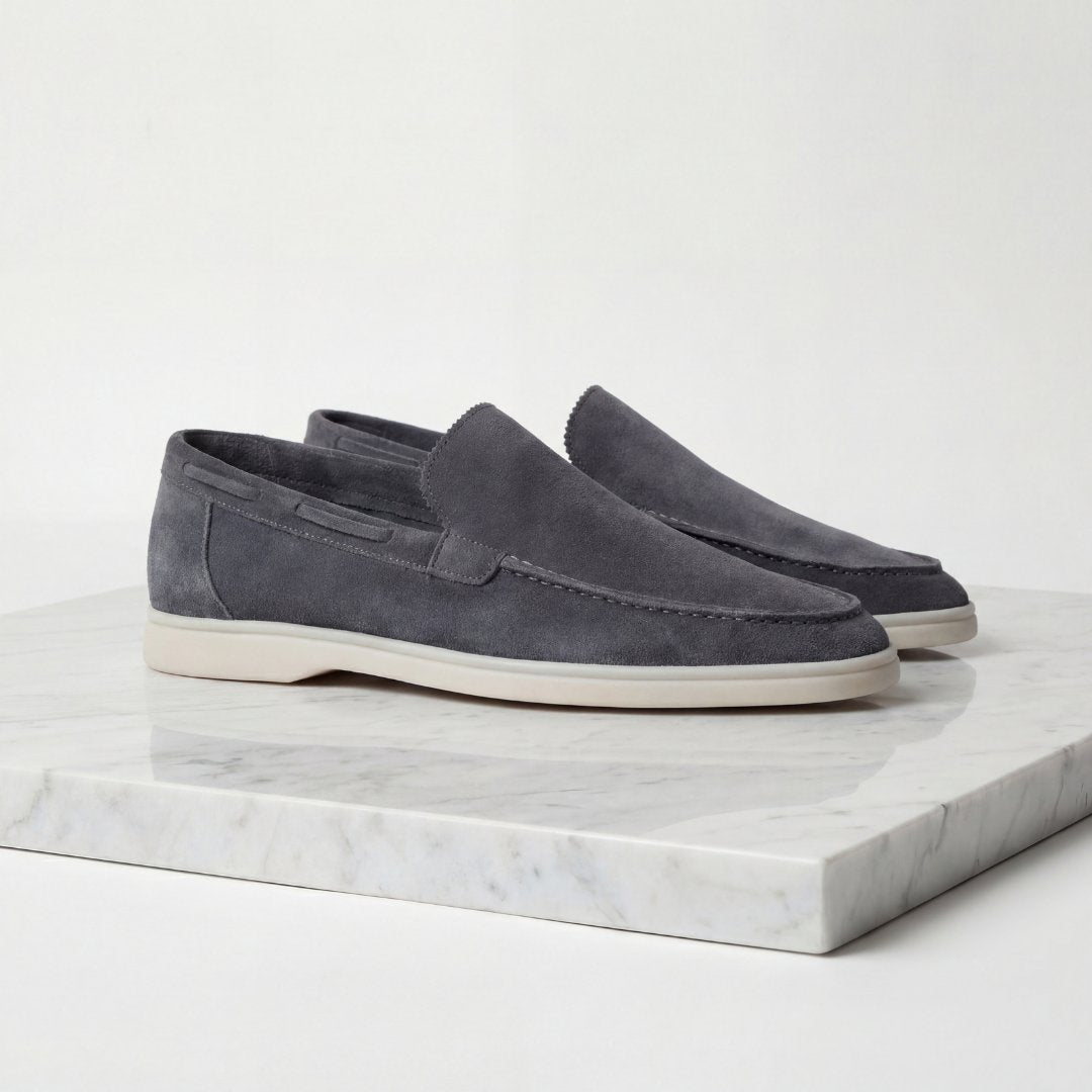 Teun - Klassieke suède loafers voor heren Close Up