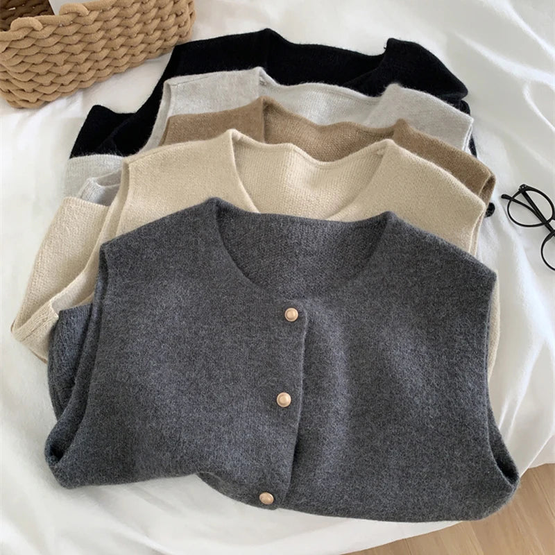 Fenna - Mouwloze gilet met knopen voor dames