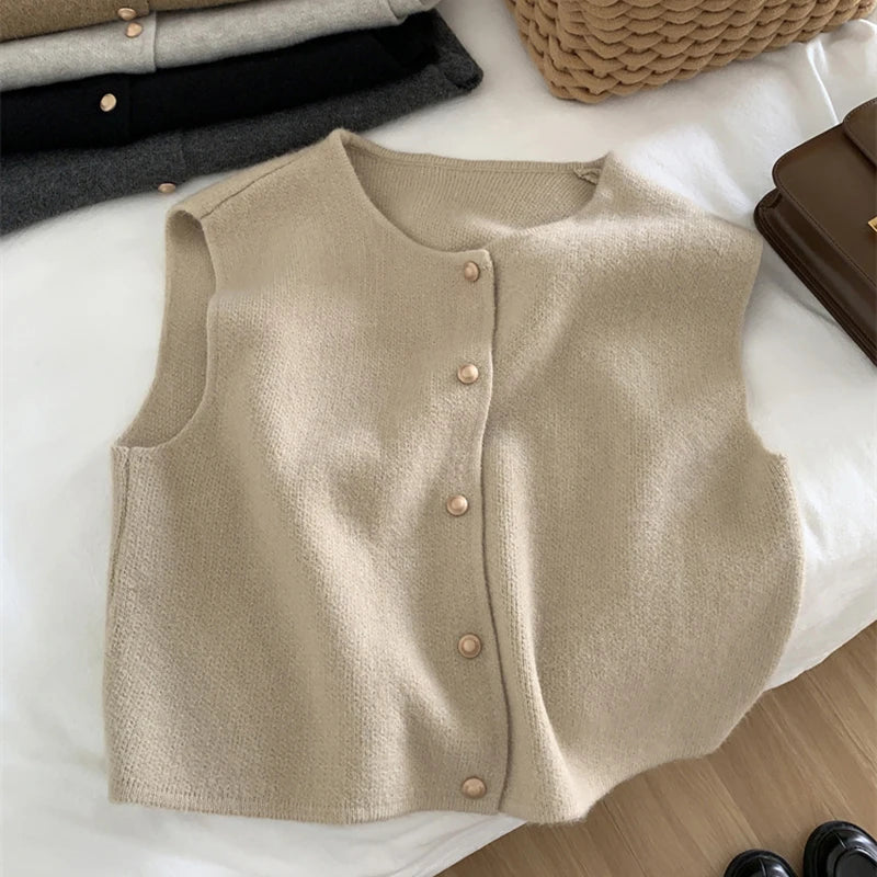 Fenna - Mouwloze gilet met knopen voor dames