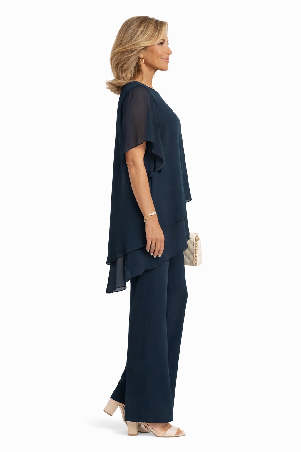 Evi - Elegante asymmetrische set voor dames Lifestyle