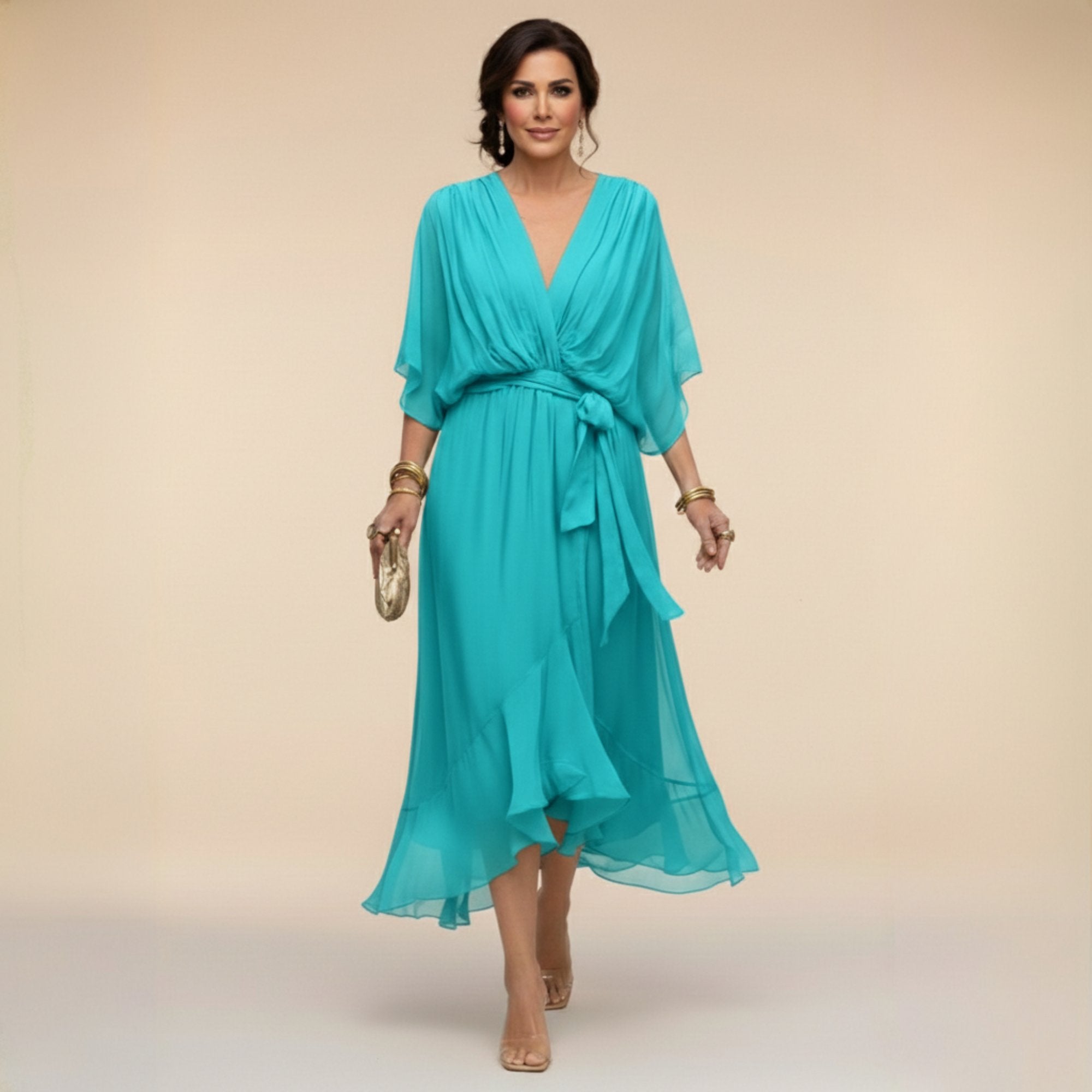 Femke - Luchtige chiffon jurk met v-hals en kimonomouwen voor dames Close Up