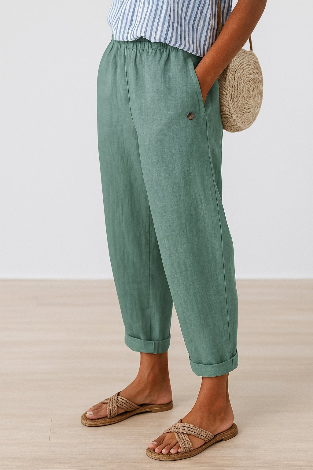 Fleur - Moderne relaxed broek met sierknopen voor dames Back