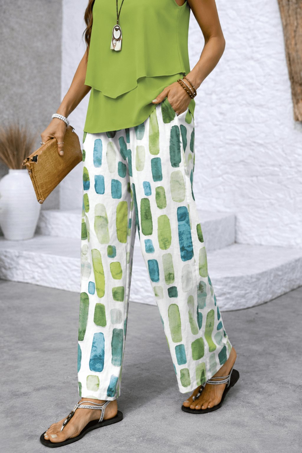 Jet - Vloeiende zomerset met aquarelprint voor dames Close Up