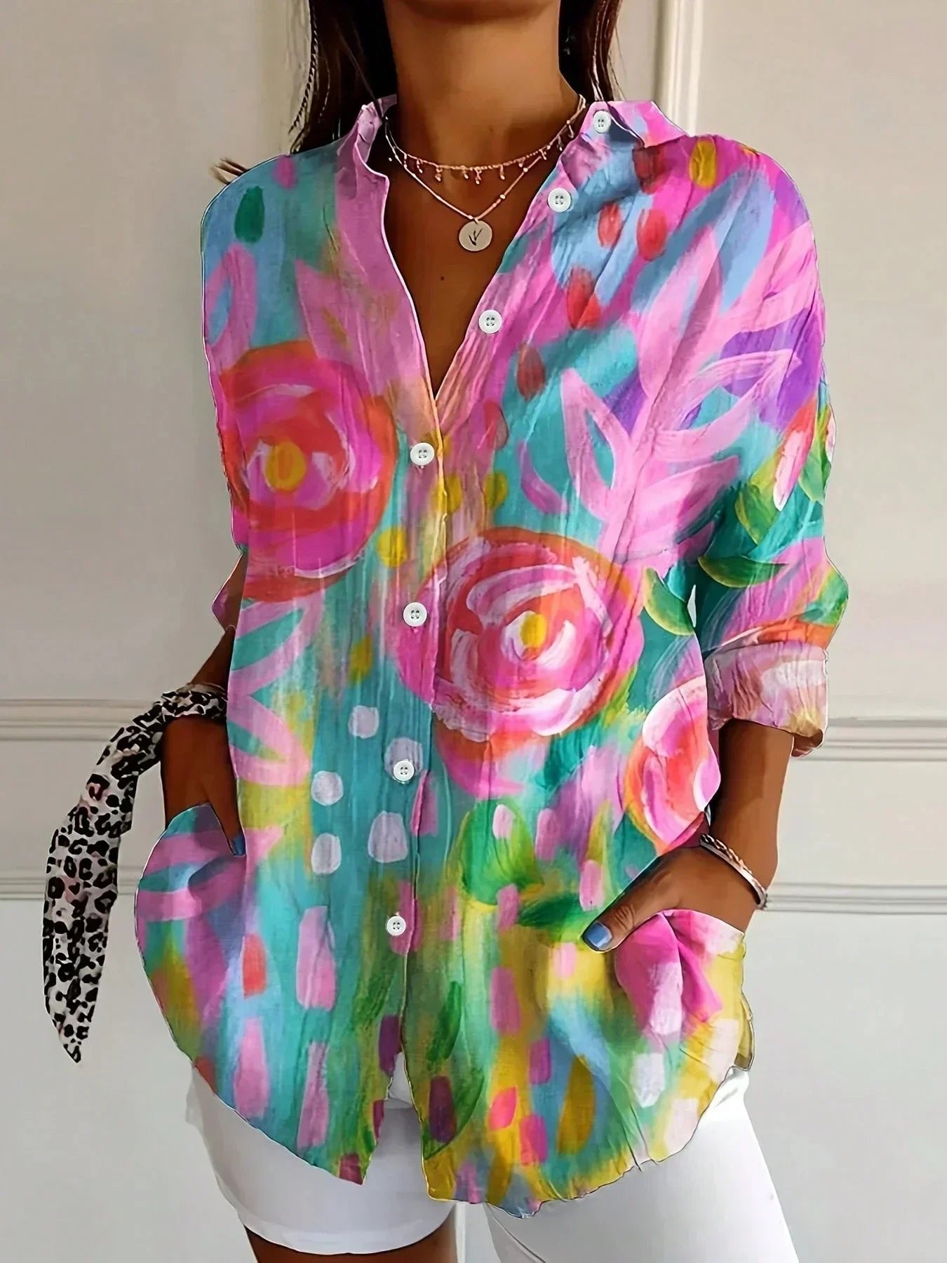 Loes - Kleurrijke blouse met bloemenprint voor dames Hero