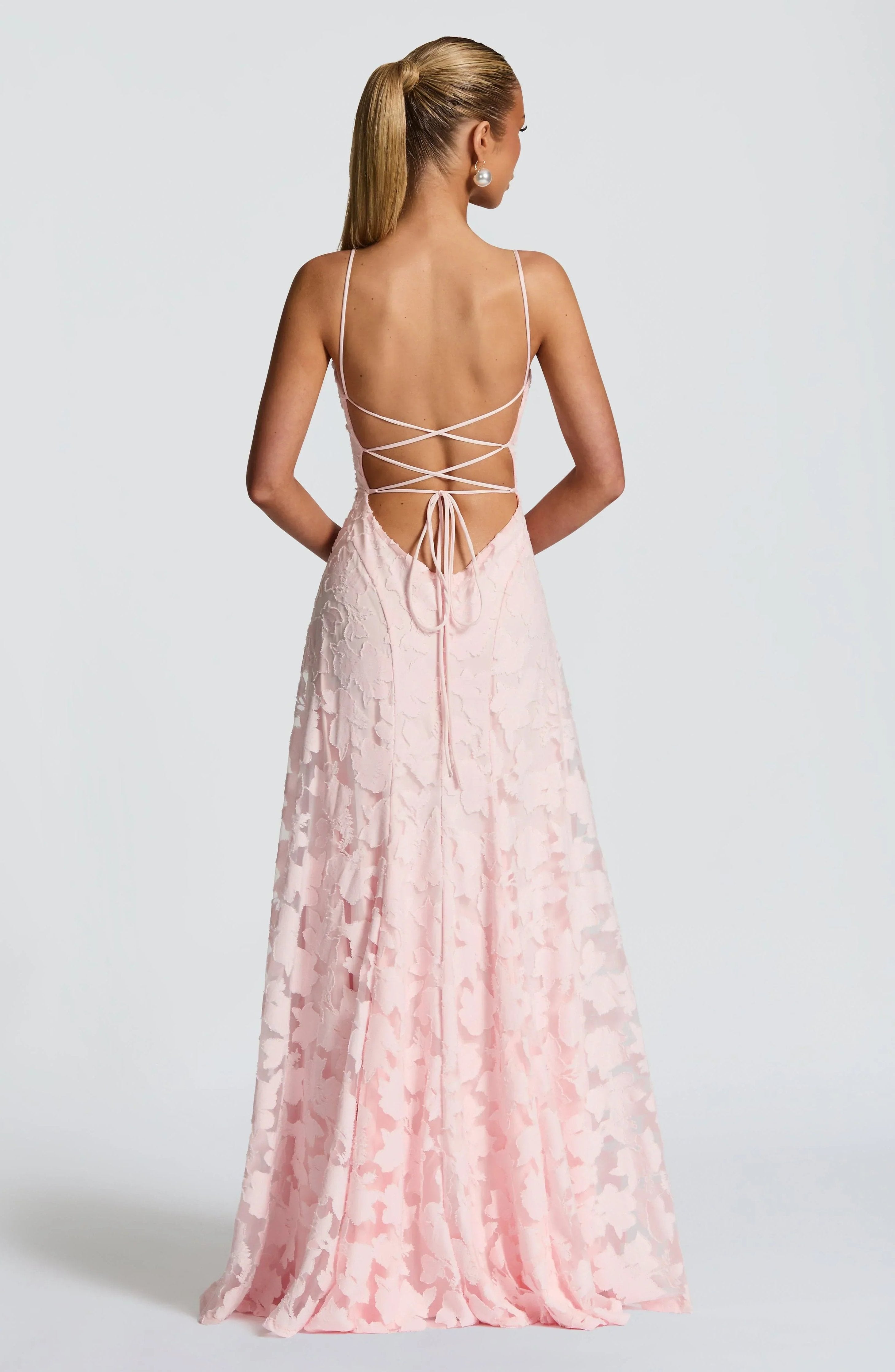 Maren - Elegante maxi jurk met open rug voor dames View 16