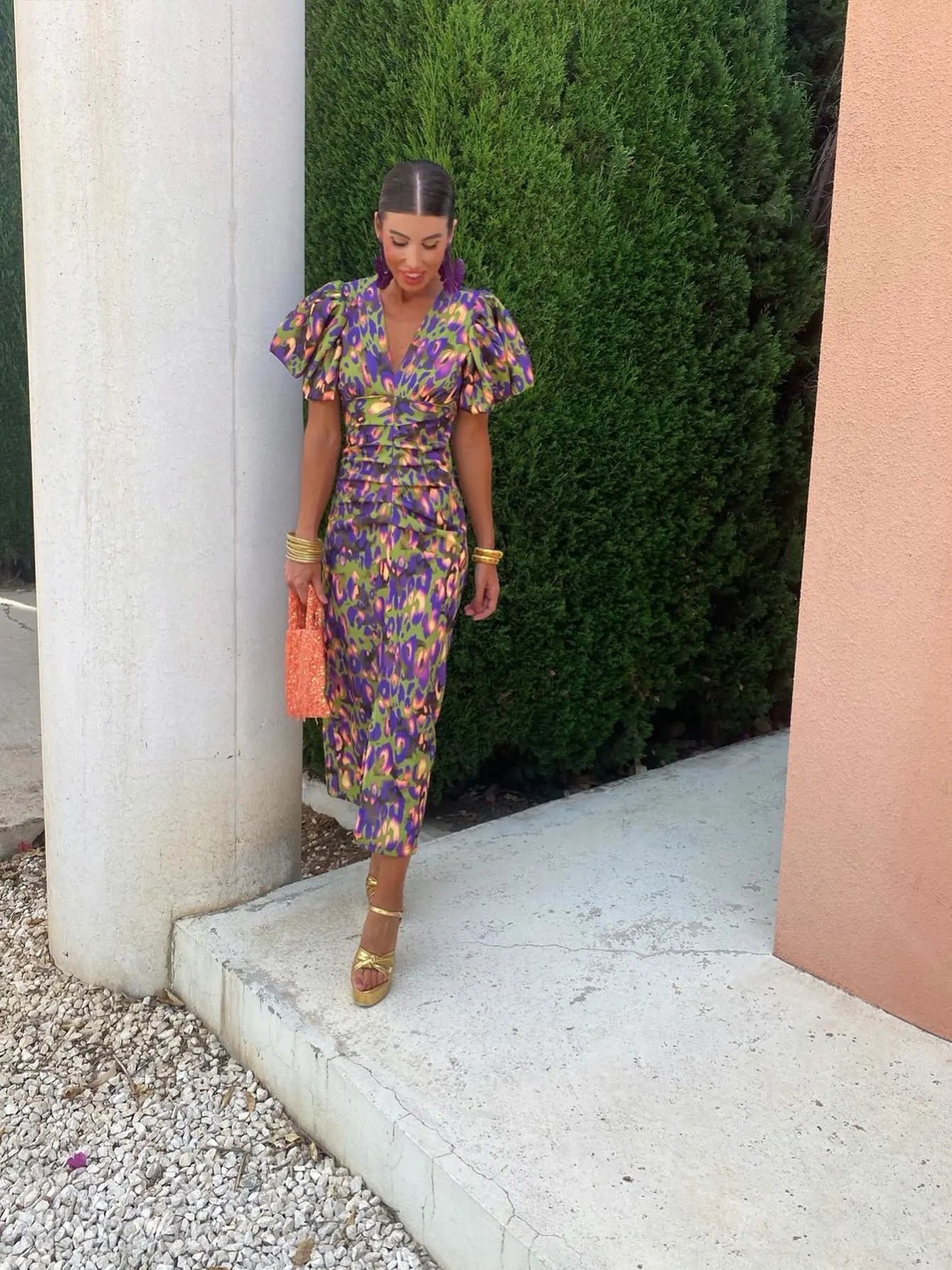 Roos - Elegante zomerjurk met botanische print voor dames Side